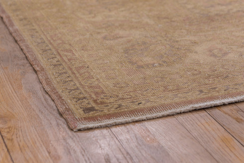 Antique Sivas Area Rug (8' x 12')